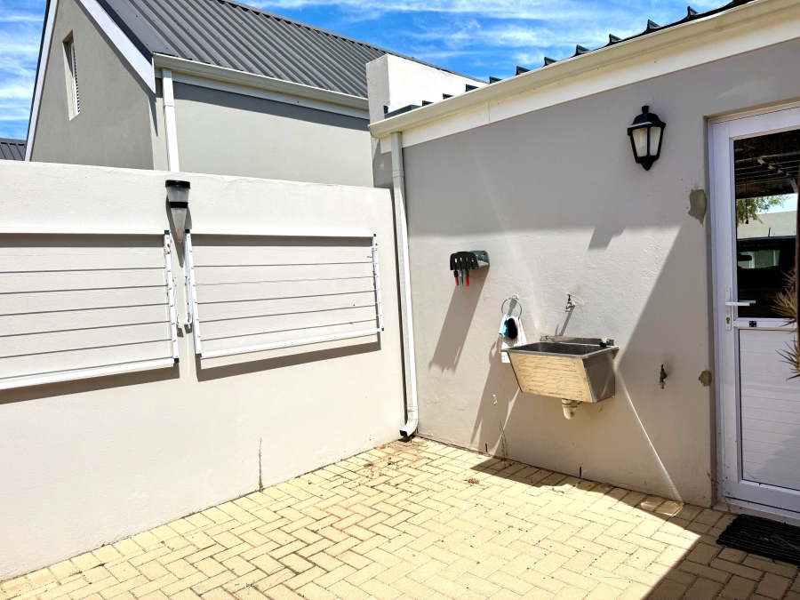 3 Bedroom Property for Sale in Fonteine Retirement Village Western Cape